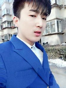 宇哲个人资料,才华横溢的青年才俊，多领域成就斐然